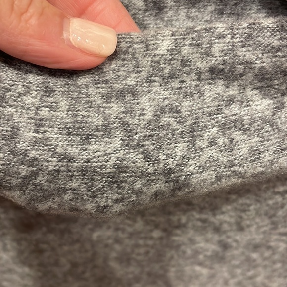 🌿Banana Republic grey mock neck turtle neck sweater, size XS🌿 - Picture 3 of 4